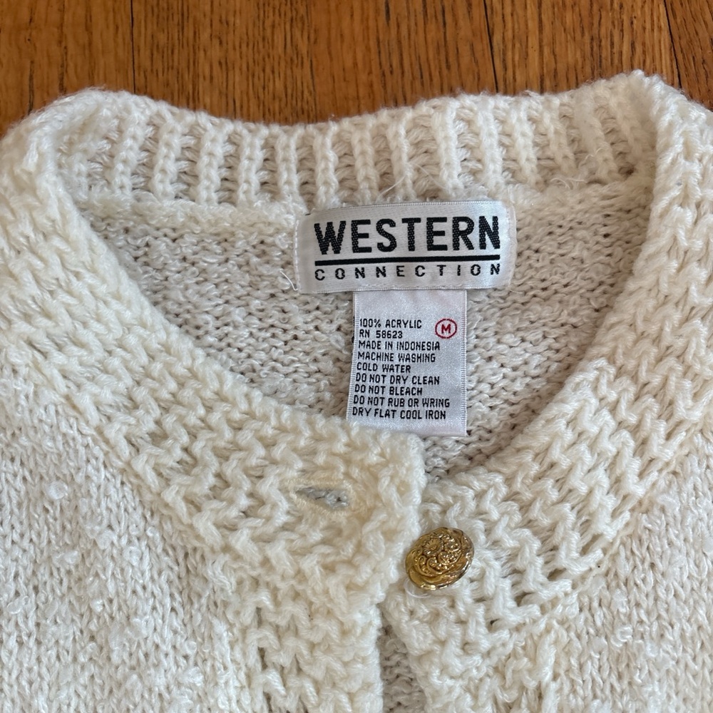 Western Collection Cream Bouclé Cardigan with Gold Buttons - Picture 4 of 6